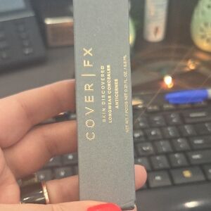 COVER FX Skin Discovered Longwear Concealer in Gray and Gold